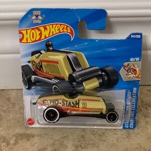 Mattel Hot Wheels Mo-stash short card Red JBB46 21A Nov 2025 Celebration 10/10